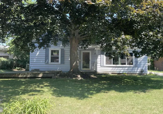Photo 2 of Single family home for sale at 1004 Falkirk Rd, Alma, MI 48801 | MLS# 79080071008 | Listing updated on 2026-07-31