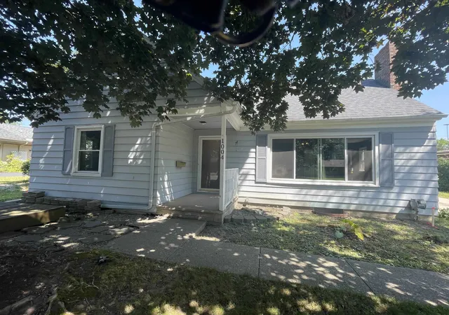 Photo 3 of Single family home for sale at 1004 Falkirk Rd, Alma, MI 48801 | MLS# 79080071008 | Listing updated on 2026-07-31