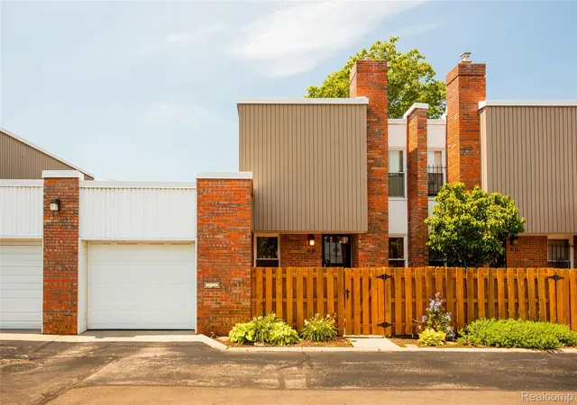 Photo 1 of Condo for sale at 1911 Hyde Park, Detroit, MI 48207 | MLS# 20261053759 | Listing updated on 2026-07-28