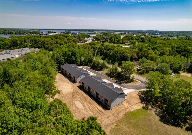 36th image of 17426 Ridge Ave, Spring Lake, MI 49456 | MLS# 65026035682