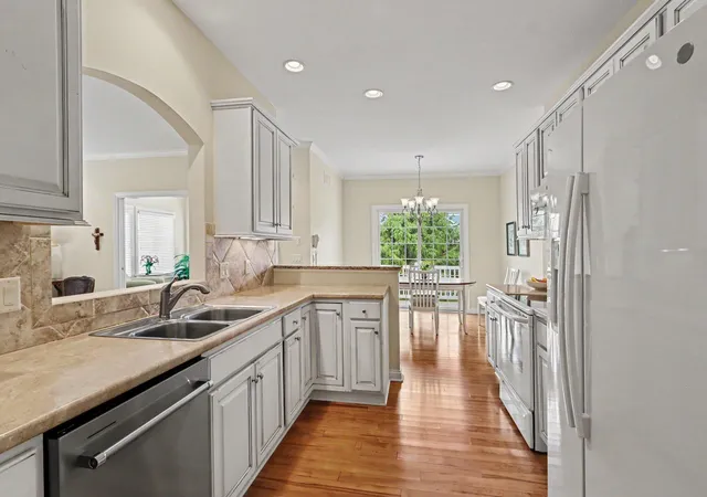 Photo 2 of Condo for sale at 2600 W Port Dr, Kalamazoo, MI 49009 | MLS# 66026035684 | Listing updated on 2026-09-15