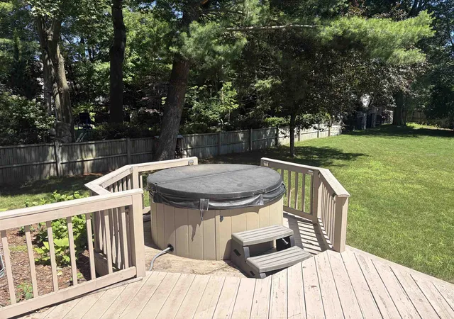Photo 3 of Single family home for sale at 4502 Wild Pine Ct S, Midland, MI 48642 | MLS# 77080071010 | Listing updated on 2026-07-25