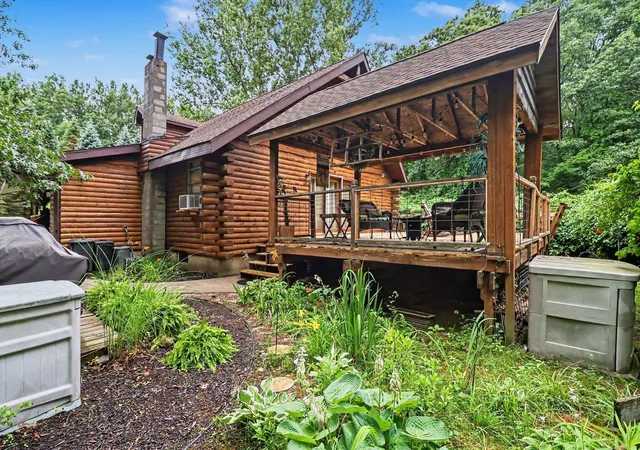 Photo 3 of Single family home for sale at 1384 Olson Rd, Manistee, MI 49660 | MLS# 67026035702 | Listing updated on 2026-08-31