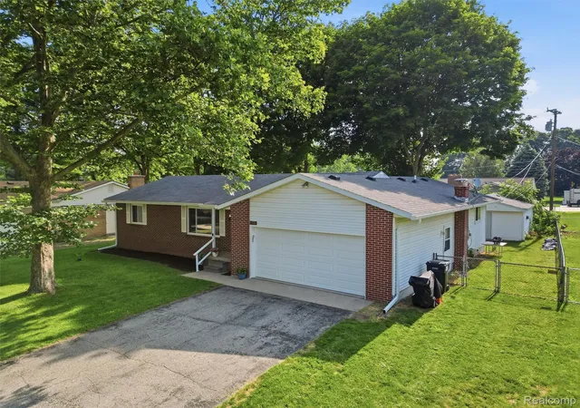 1st image of 11771 Lesia Dr, Whitmore Lake, MI 48189 | MLS# 20261053794