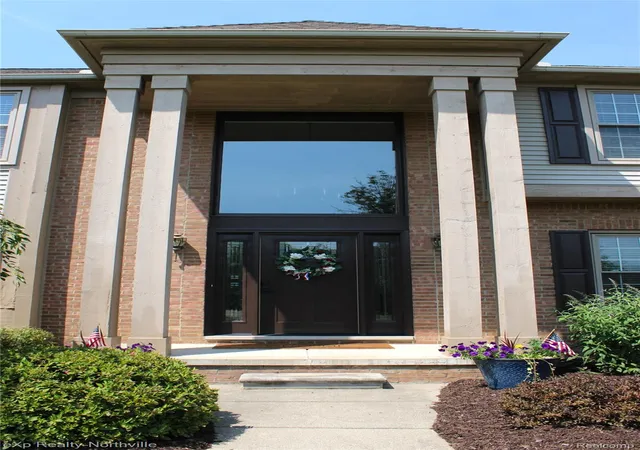 Photo 2 of Single family home for sale at 48172 Royal Pointe Dr, Canton, MI 48187 | MLS# 20261053799 | Listing updated on 2026-09-17