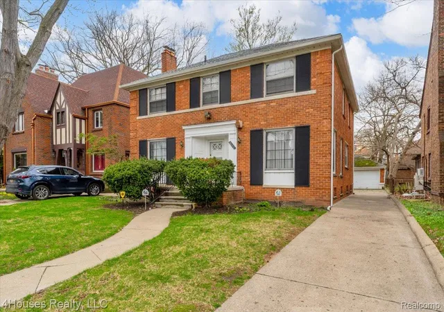 Photo 3 of Single family home for sale at 18092 Muirland St, Detroit, MI 48221 | MLS# 20261053801 | Listing updated on 2026-09-17
