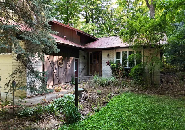 2nd image of 8800 Golfside Ct, Shepherd, MI 48883 | MLS# 79080071014