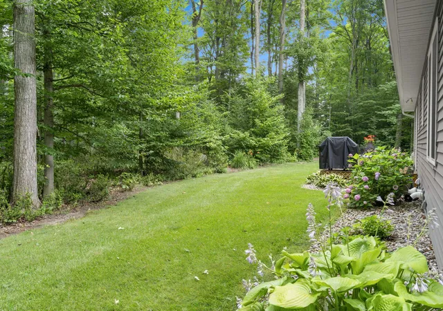47th image of 5404 Barney Rd, Traverse City, MI 49684 | MLS# 78080071015