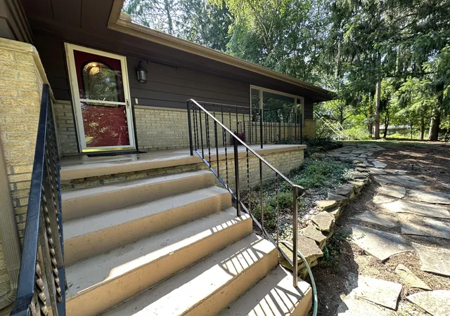Photo 3 of Single family home for sale at 2631 N Maple Rd, Ann Arbor, MI 48103 | MLS# 81026035710 | Listing updated on 2026-09-10