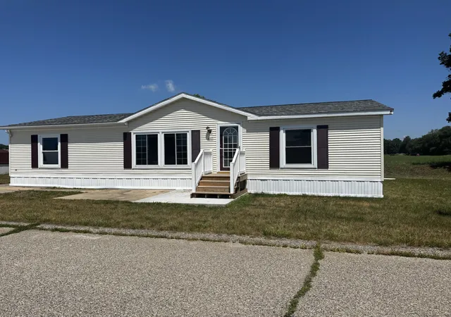 Photo 1 of Single family home for sale at 20828 Kalamazoo Rd #lot 10, Big Rapids, MI 49307 | MLS# 72026035715 | Listing updated on 2026-09-02