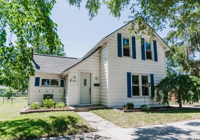 Photo 3 of Single family home for sale at 1025 Marion Ave, Big Rapids, MI 49307 | MLS# 72026035724 | Listing updated on 2026-09-14