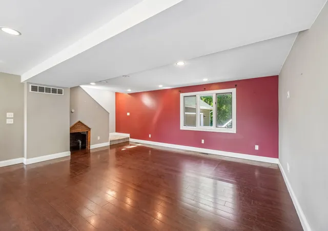 Photo 4 of Single family home for sale at 10120 Noggles Rd, Manchester, MI 48158 | MLS# 81026035731 | Listing updated on 2026-09-17