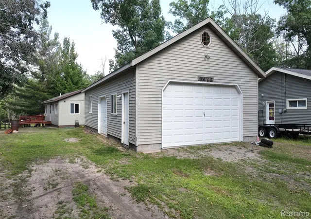 Photo 4 of Single family home for sale at 3622 Little Is Dr, National City, MI 48748 | MLS# 20261053864 | Listing updated on 2026-09-04