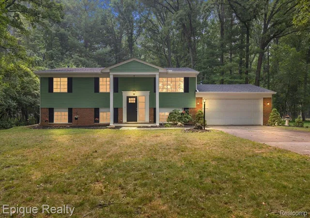 1st image of 25154 Westmoreland Dr, Farmington Hills, MI 48336 | MLS# 20261053868