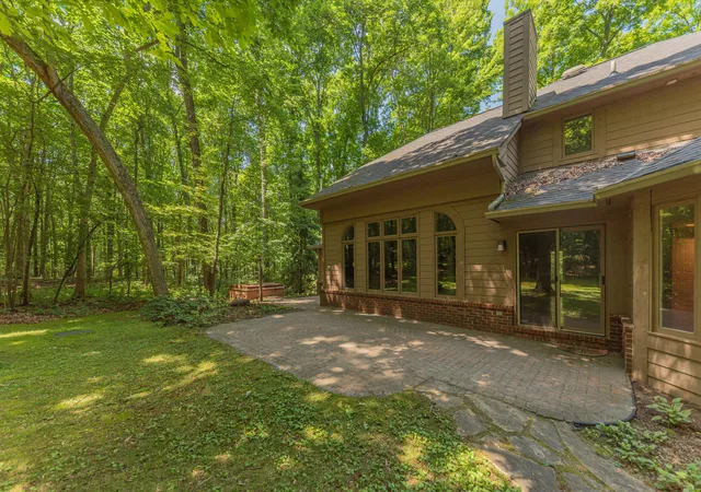 5th image of 7421 Black Forest Dr, Dexter, MI 48130 | MLS# 81026035758