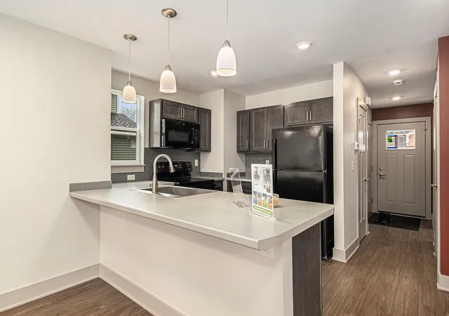 Photo 4 of Single family home for sale at 2053 Linden Ave SE, Grand Rapids, MI 49507 | MLS# 71026035759 | Listing updated on 2026-07-14