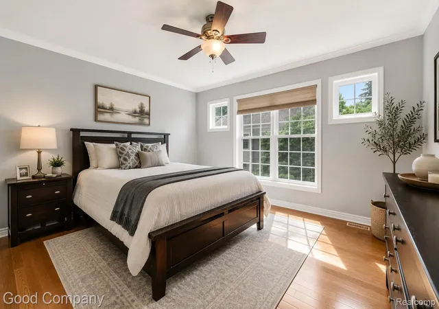 Listing Photo 3 - Condo for sale in building located at 2154 Pennsylvania Ln, Ann Arbor, MI 48103