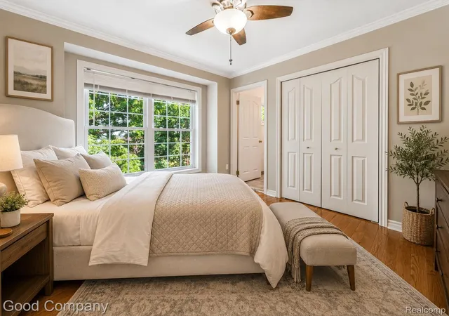 Listing Photo 4 - Condo for sale in building located at 2154 Pennsylvania Ln, Ann Arbor, MI 48103