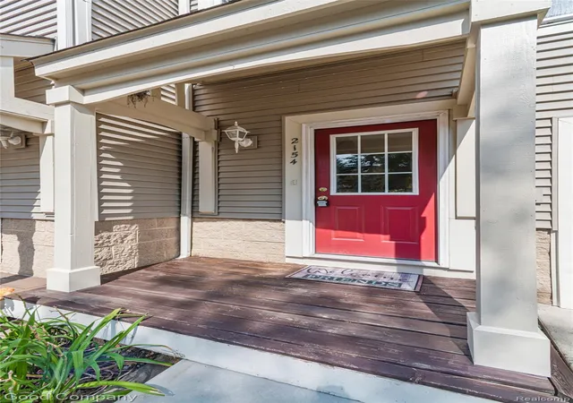 Listing Photo 5 - Condo for sale in building located at 2154 Pennsylvania Ln, Ann Arbor, MI 48103