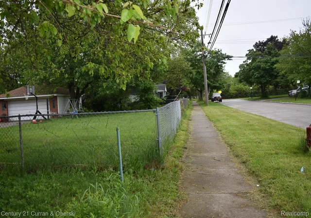 Photo 3 of Land for sale at 5910 N Waverly St, Dearborn Heights, MI 48127 | MLS# 20261053946 | Listing updated on 2026-07-14