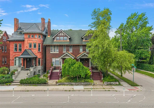Listing Photo 2 - Condo for sale in building located at 4157 Trumbull St, Detroit, MI 48208
