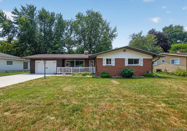 1st image of 3504 Creekwood Dr, Saginaw, MI 48601 | MLS# 20261053981