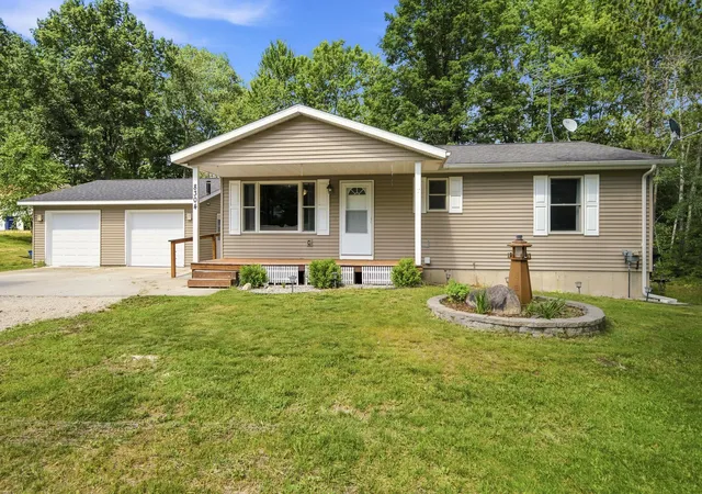 Photo 1 of Single family home for sale at 8304 W Whispering Pine Cir, Lake City, MI 49651 | MLS# 78080071028 | Listing updated on 2026-08-23