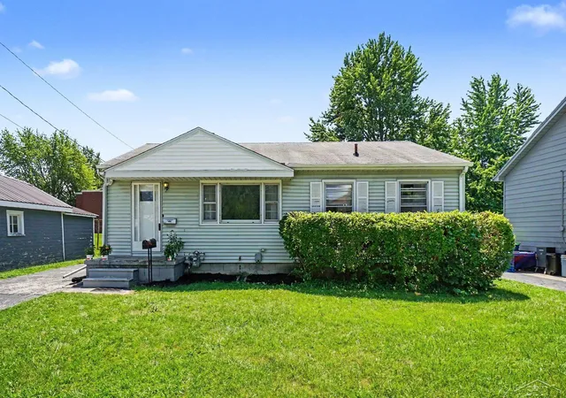 Photo 1 of Single family home for sale at 1502 34th Street, Bay City, MI 48708 | MLS# 61050214793 | Listing updated on 2026-08-04