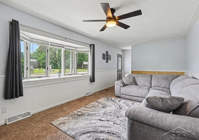 5th image of 423 Glidden Rd, Beaverton, MI 48612 | MLS# 61050214801