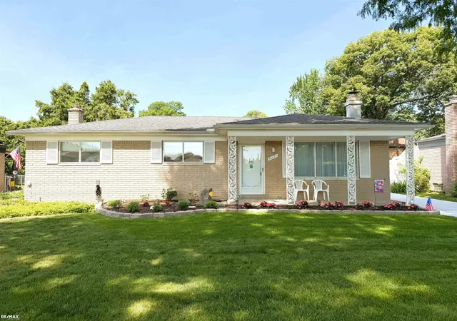 Photo 1 of Sale Pending at 41171 Olivet Dr, Sterling Heights, MI 48313 | MLS# 58050214803 | Listing updated on 2026-07-18