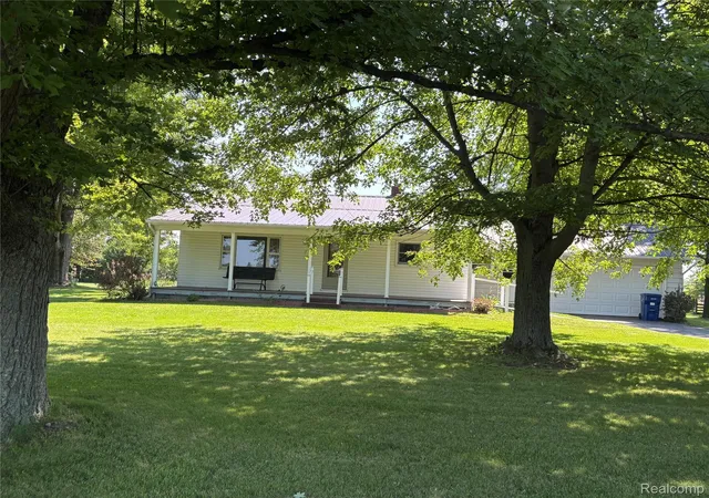 Photo 1 of Single family home for sale at 8531 S Waldron Rd, Pittsford, MI 49271 | MLS# 20261053998 | Listing updated on 2026-07-16
