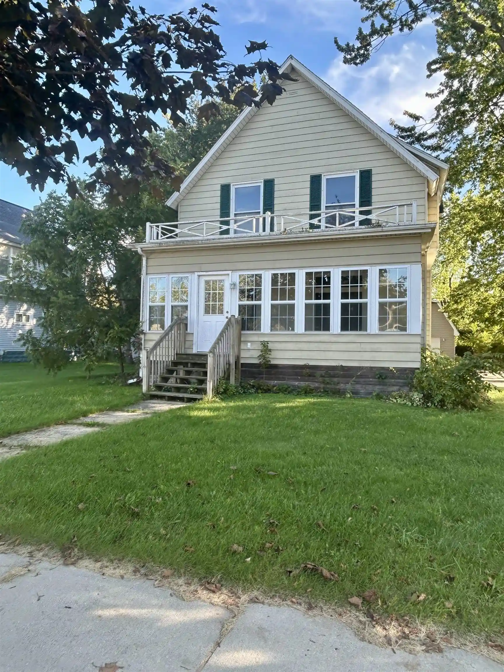 Photo 1 of Single family home for sale at 420 E Cedar St, Standish, MI 48658 | MLS# 60050214807 | Listing updated on 2026-09-22