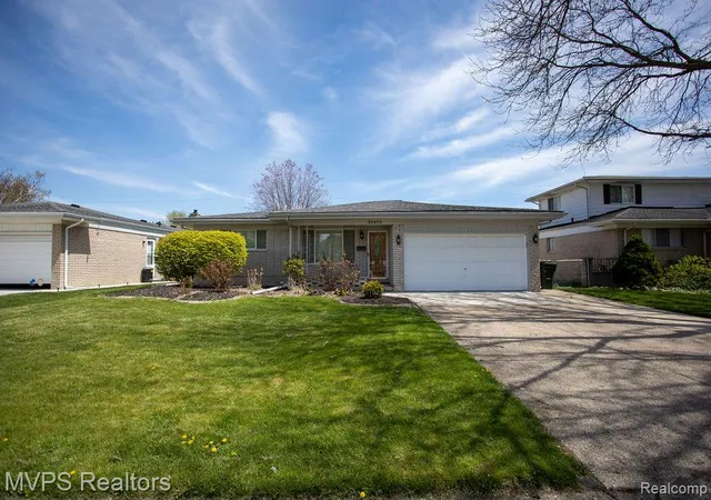 Photo 1 of Single family home for sale at 35470 Dearing Dr, Sterling Heights, MI 48312 | MLS# 20261054010 | Listing updated on 2026-09-11