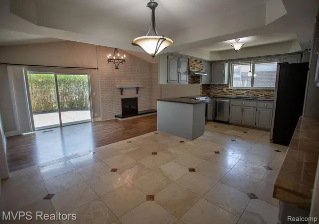 Photo 3 of Single family home for sale at 35470 Dearing Dr, Sterling Heights, MI 48312 | MLS# 20261054010 | Listing updated on 2026-09-11