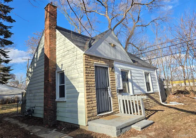Photo 2 of Single family home for sale at 18119 Cornwall St, Detroit, MI 48224 | MLS# 20261054020 | Listing updated on 2026-07-28