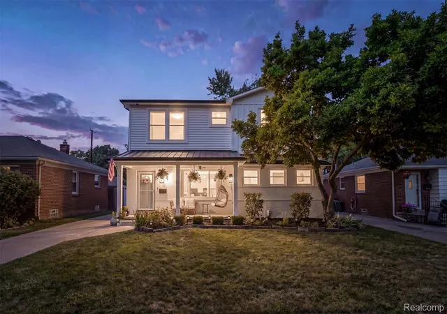 1st image of 502 W Sunnybrook Dr, Royal Oak, MI 48073 | MLS# 20261054033