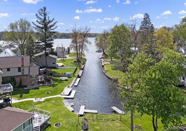 Photo 2 of Single family home for sale at 8294 Lagoon St, Commerce Township, MI 48382 | MLS# 20261054040 | Listing updated on 2026-08-30