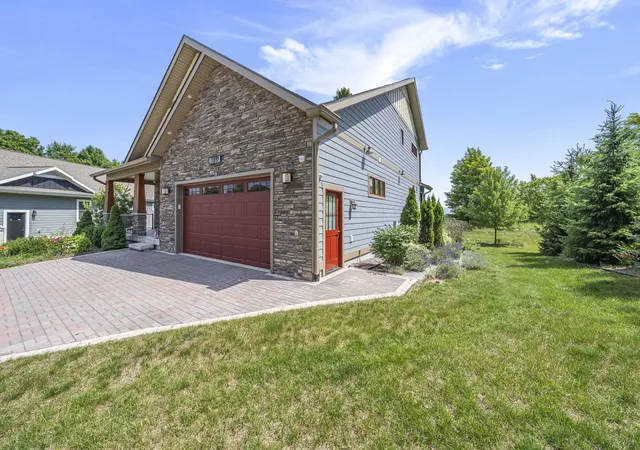 Photo 2 of Single family home for sale at 4166 Aquila Ct, Traverse City, MI 49684 | MLS# 78080071037 | Listing updated on 2026-07-17