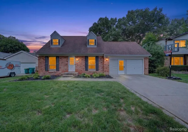 Photo 1 of Single family home for sale at 891 Devonshire Blvd, Brighton, MI 48116 | MLS# 20261054042 | Listing updated on 2026-08-29