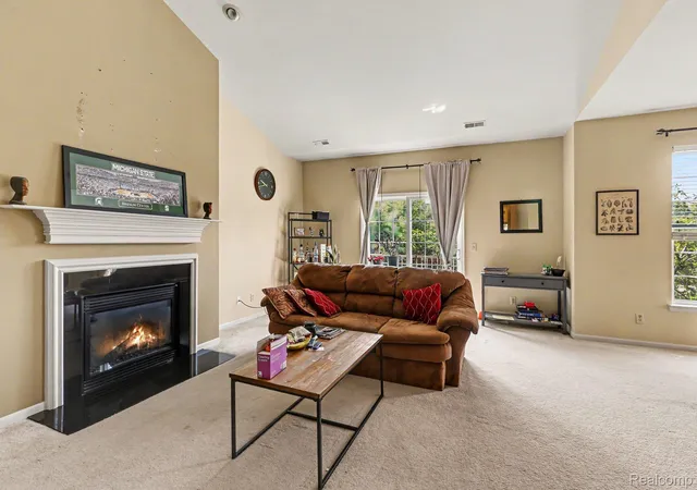 4th image of 40489 Bay Harbor Ln, Canton, MI 48188 | MLS# 20261054047