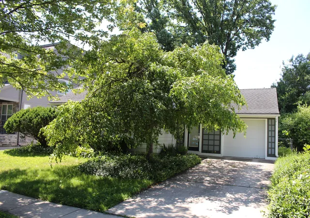 Photo 3 of Single family home for sale at 1810 Holland St, Birmingham, MI 48009 | MLS# 81026035786 | Listing updated on 2026-08-19