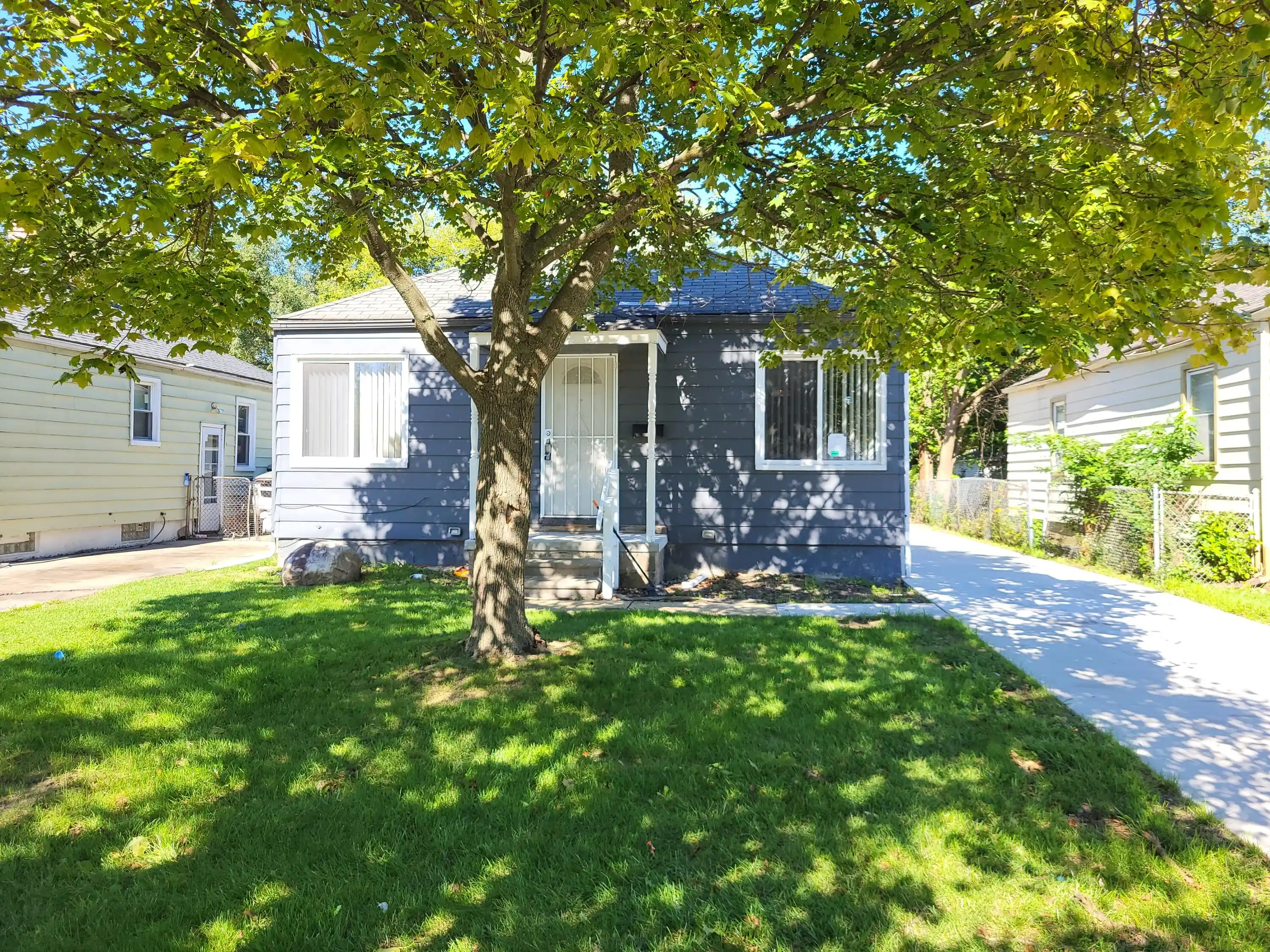 Photo 1 of Single family home for sale at 19453 Roscommon St, Harper Woods, MI 48225 | MLS# 81026035783 | Listing updated on 2026-10-20
