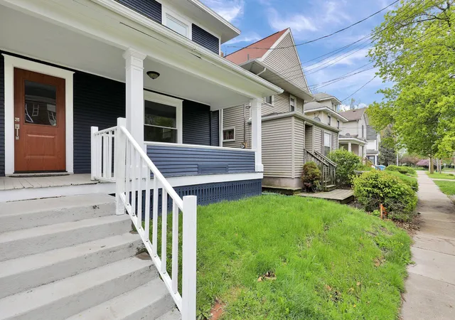 2nd image of 505 W Lenawee St, Lansing, MI 48933 | MLS# 55026035798