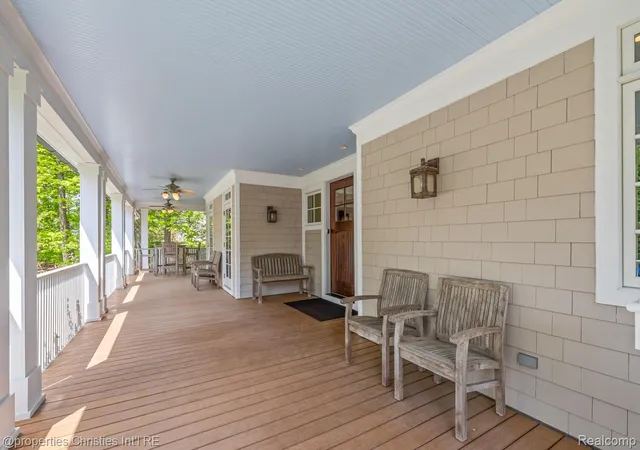 Photo 4 of Single family home for sale at 1041 Greentree Rd, Bloomfield Hills, MI 48304 | MLS# 20261054060 | Listing updated on 2026-08-01
