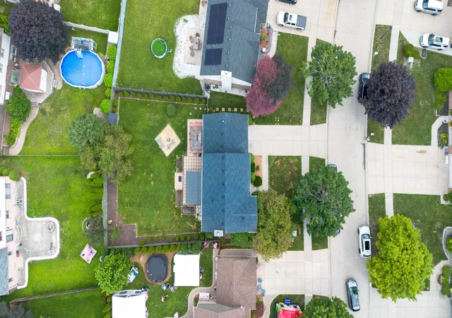 Photo 3 of Single family home for sale at 7584 Maple Dr, Westland, MI 48185 | MLS# 58050214833 | Listing updated on 2026-07-23
