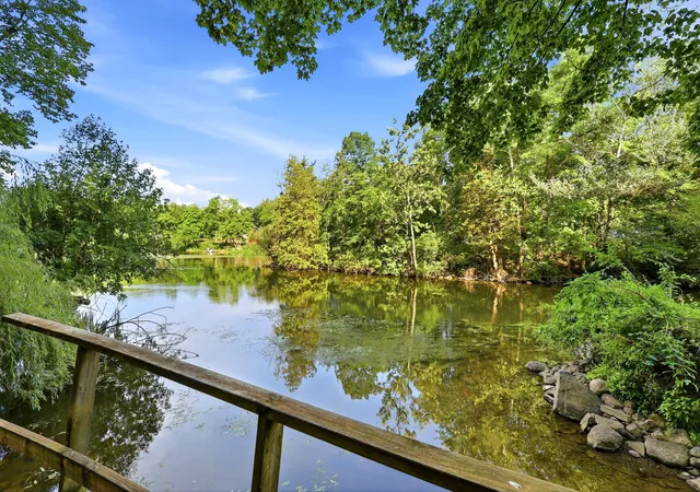 Photo 4 of Single family home for sale at 2757 Cascade Springs Dr SE, Grand Rapids, MI 49546 | MLS# 65026035824 | Listing updated on 2026-08-17