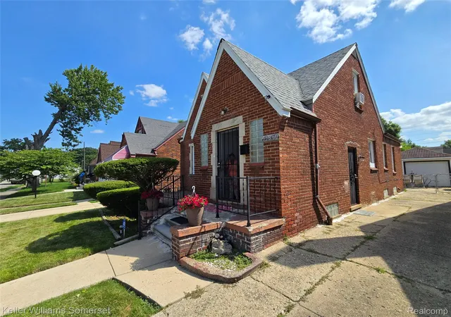 Photo 2 of Single family home for sale at 15860 Sorrento St, Detroit, MI 48227 | MLS# 20261054096 | Listing updated on 2026-07-17