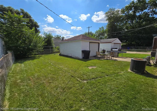 Photo 3 of Single family home for sale at 15860 Sorrento St, Detroit, MI 48227 | MLS# 20261054096 | Listing updated on 2026-07-17
