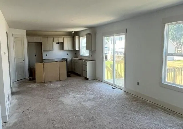 Photo 2 of Single family home for sale at 671 Waterford Village Dr NW, Grand Rapids, MI 49534 | MLS# 65026035833 | Listing updated on 2026-07-14