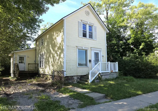 1st image of 18 Stanton St, Oxford, MI 48371 | MLS# 20261054099